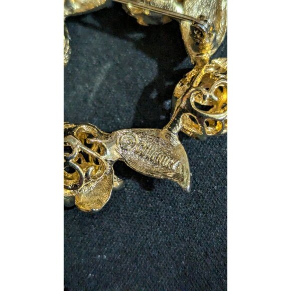 Sarah Coventry Vintage Gold-Tone Filigree Leaf Wreath Pin Brooch Excellent Condi - Picture 5 of 5